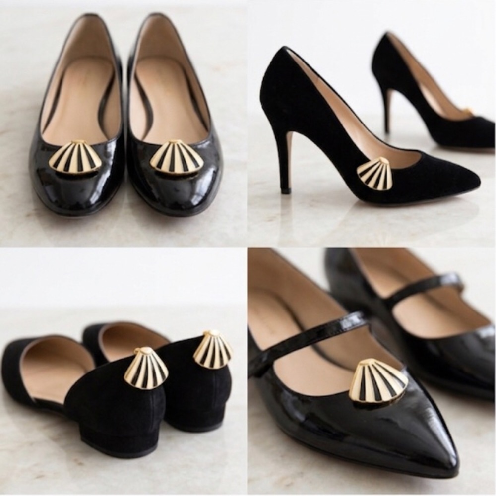 Vintage black/white shells shoe clips NEW